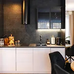 Aparthotel Zwierzyniecka 3*