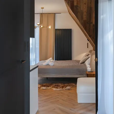 Zwierzyniecka Aparthotel
