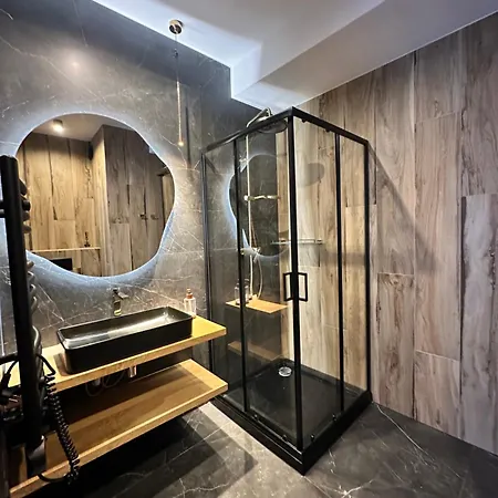 Aparthotel Zwierzyniecka *