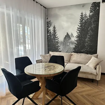 Aparthotel Zwierzyniecka *
